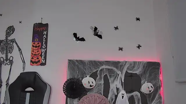 AmandaBrooks 18 online show from October 31, 2:02 am