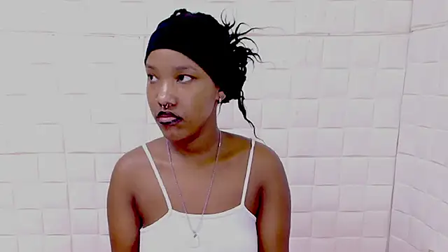 EroticSexyPrada online show from April 18, 5:37 pm