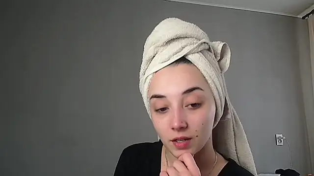 Eva Gloryy online show from March 5, 12:34 pm