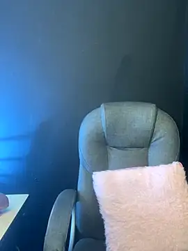 viktoria davis  online show from November 22, 12:57 am