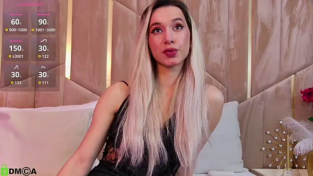 MaeveDream online show from February 18, 8:30 pm