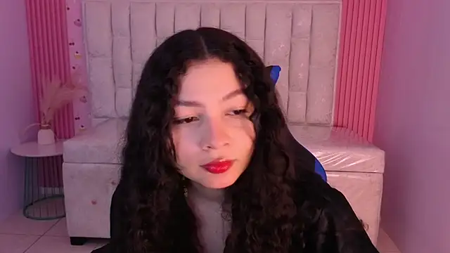 shalon diaz s online show from February 19, 1:43 pm