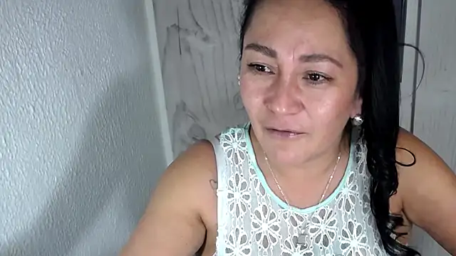 JULIANAWET69 online show from February 28, 3:17 am