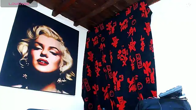 licy blonde hot online show from April 15, 3:34 pm