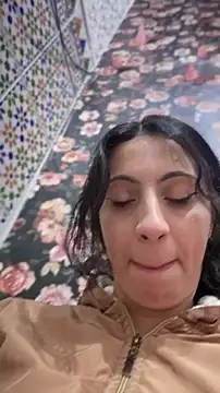 majdolin78 online show from February 16, 11:32 am