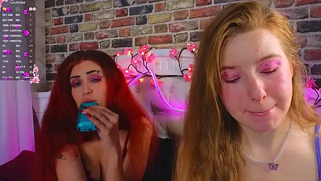 MarjorieBrown online show from December 18, 8:57 pm