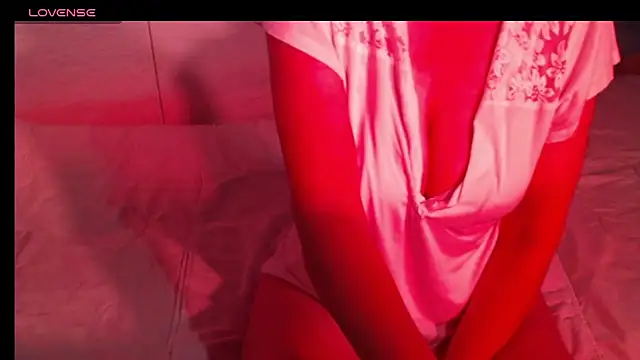 sweetchani666 online show from May 8, 7:55 am