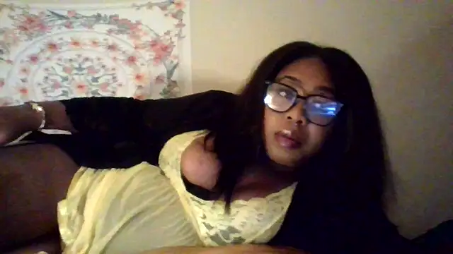 angeliquebelcali online show from November 2, 3:54 am