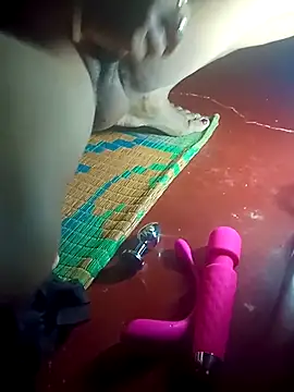 Bong-lady online show from September 26, 7:00 pm