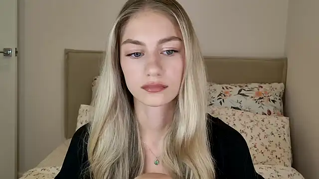 GabriellaOlsen online show from September 24, 3:22 pm