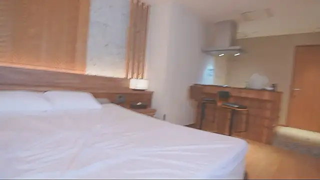 hansha kun online show from February 18, 1:32 pm