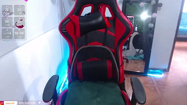 natyk m online show from September 14, 7:56 pm