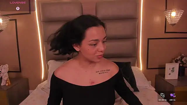 CAYLINCOLLINS online show from March 27, 3:30 am