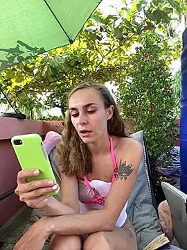 White Lu online show from February 11, 3:09 am