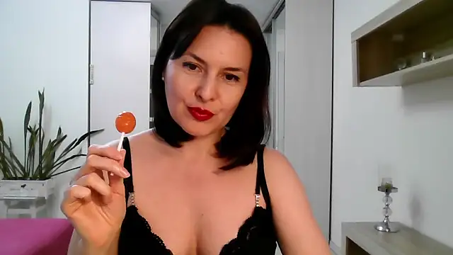 Victoria Glam online show from February 28, 6:29 pm