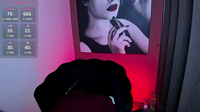 QueenOfHaze online show from March 29, 5:45 pm