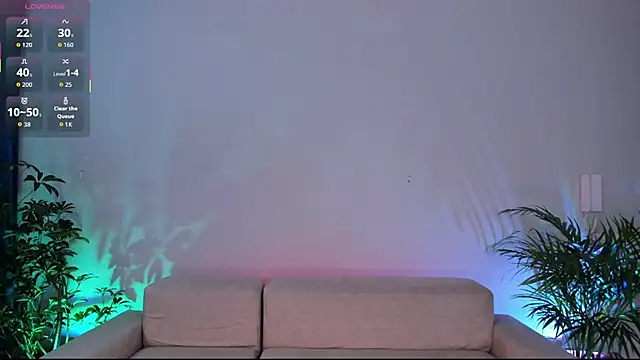 Hannah Jonhson online show from October 16, 6:38 am