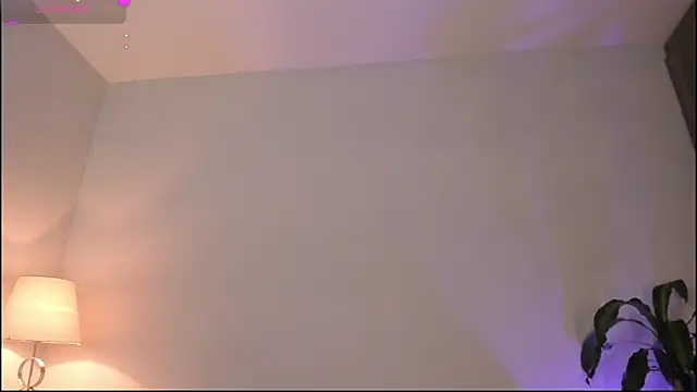 Hannah Jonhson online show from June 7, 2:07 am