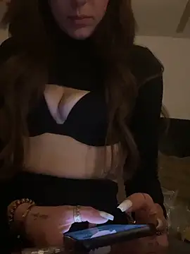 Hornyamy026 online show from November 1, 12:48 am