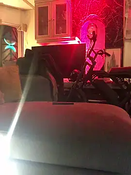 Hornyamy026 online show from October 7, 12:04 am