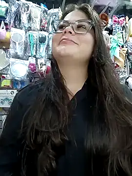 Vale Saenzz online show from September 15, 11:45 pm