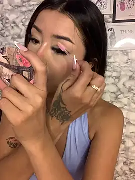 Miss karol online show from April 1, 7:11 pm