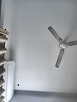 mahi69a online show from April 3, 5:00 pm