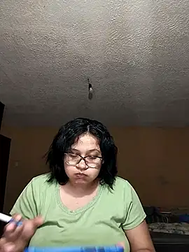 belenvaleria online show from February 25, 1:15 am