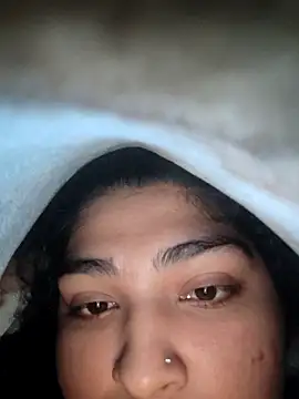 naina78910 online show from December 3, 5:48 pm