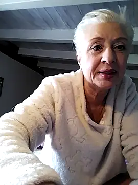 divinaerotica online show from April 1, 1:41 pm