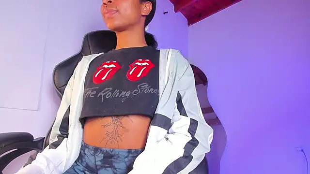 Zaira Rose  online show from October 4, 12:55 pm