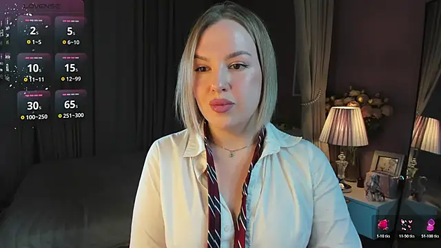 Nikki Kai online show from November 18, 1:06 am