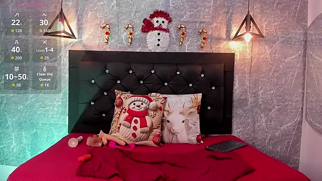 emberhodson online show from November 26, 12:28 pm