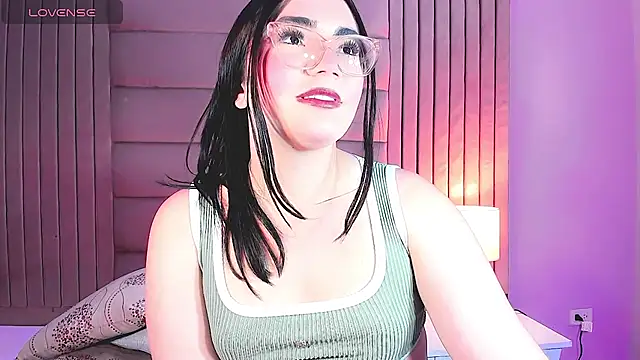 Dalis Hills online show from April 20, 4:37 am