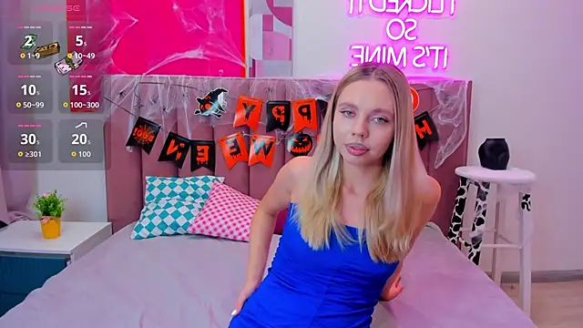 TessaAdorable online show from October 23, 1:33 am