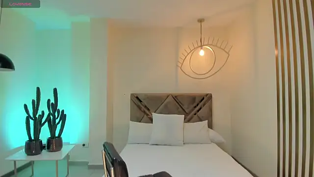 BeccaBaxter online show from October 23, 7:31 pm