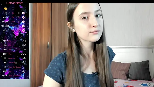 Snapshot of Cute__Nana chatting on October 20, 6:27 am Cute Nana online show from October 20, 6:27 am