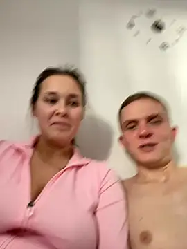 alisanikita online show from November 3, 9:57 am