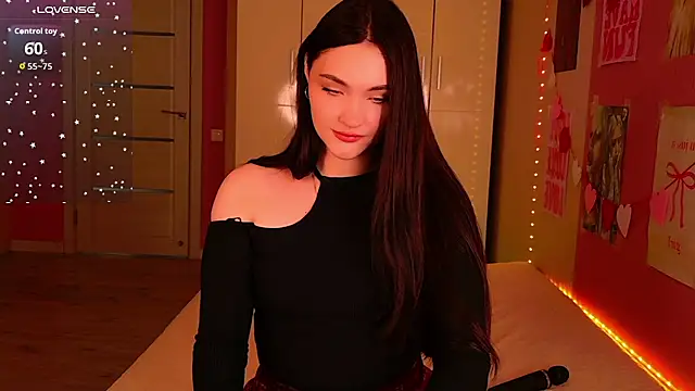 Kira Jin online show from April 16, 10:15 am