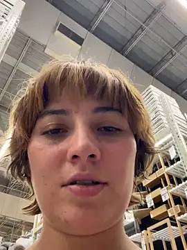 Maggie Geller online show from March 4, 11:00 pm