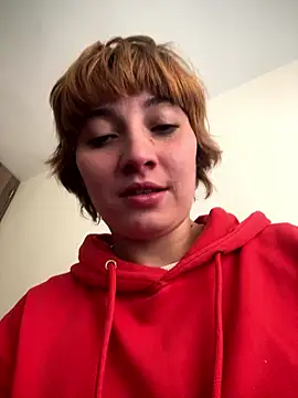 Maggie Geller online show from January 7, 8:01 pm