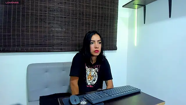 julieta fn online show from February 13, 3:02 pm