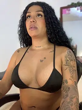 Snapshot of tinalove7 chatting on October 10, 10:14 pm tinalove7 online show from October 10, 10:14 pm
