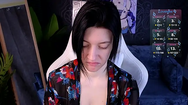 roxy riot  online show from January 14, 1:32 am