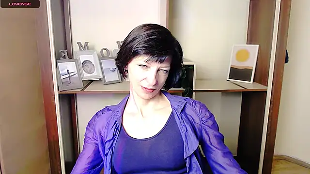  AngeliaFlow  online show from October 8, 10:30 am