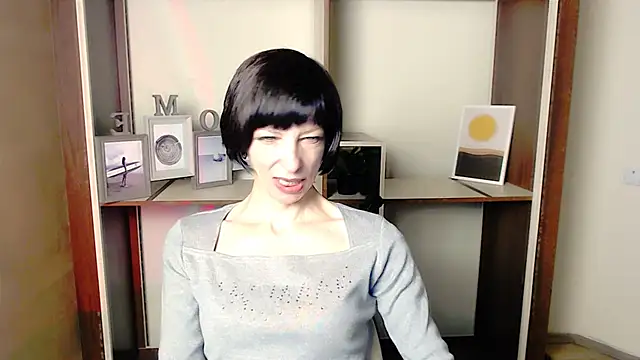  AngeliaFlow  online show from September 29, 7:13 am