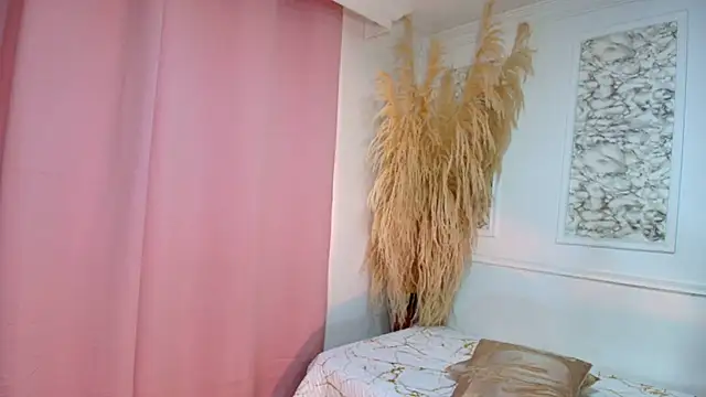 Danella houston online show from March 10, 6:12 pm