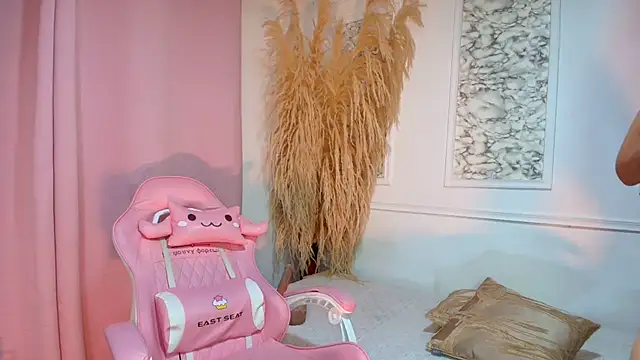 Danella houston online show from February 28, 11:48 pm