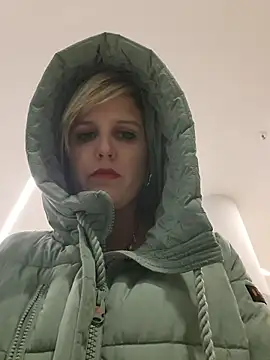 Sexybiene969 online show from November 17, 5:13 pm