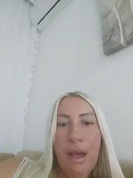 visnjica online show from September 21, 10:30 pm